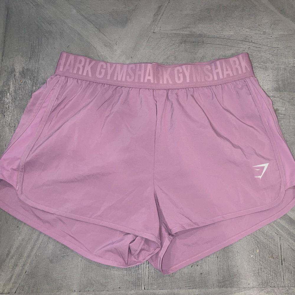 Gymshark Training Loose Fit Shorts - Pink. Women’s Size Large.